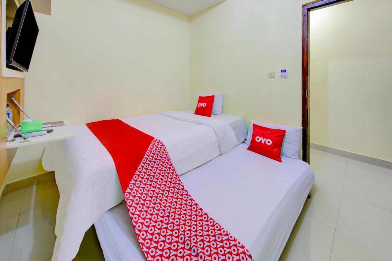 Oyo 3791 Hotel Kja Tegal  Exterior foto